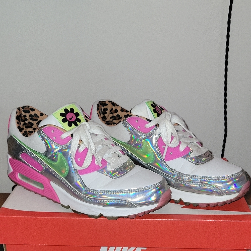 Nike Women's Pink and Silver Sneakers - Picture 2 of 7